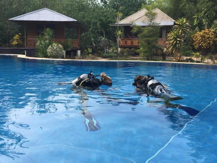 Two Fish Resort 부나켄 외부 사진