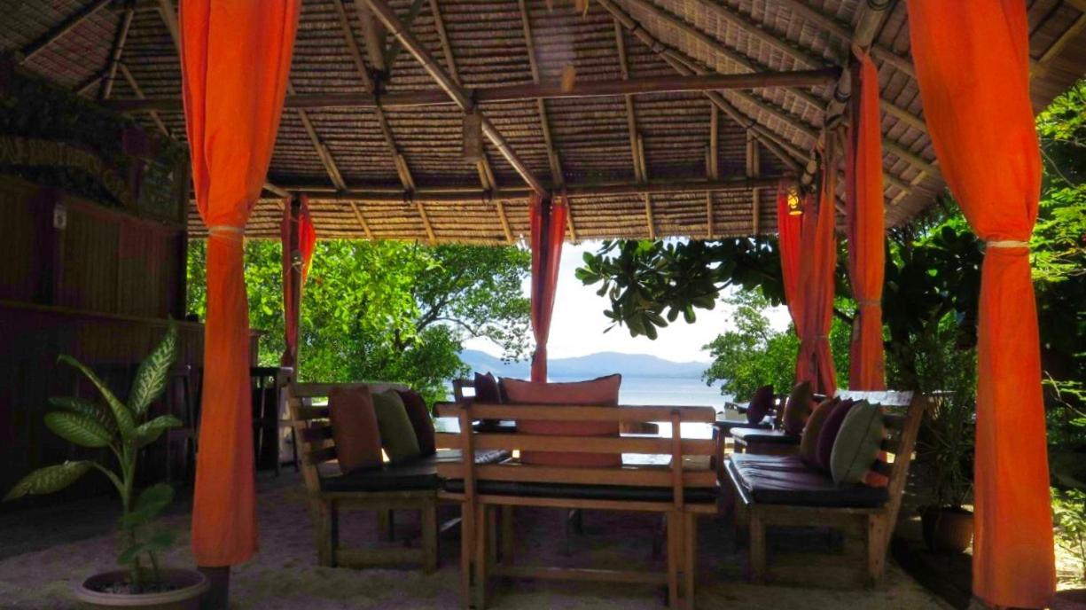 Two Fish Resort 부나켄 외부 사진